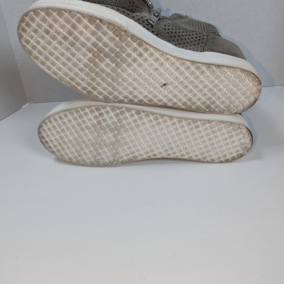 Steve Madden Wedgie-P sneakers - Picture 7 of 7